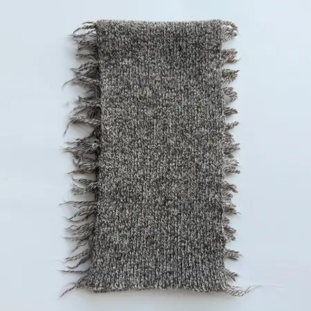 Women's 50% Wool Blend Knit Fringed Vintage Y2K Scarf Shawl – 150 × 17 cm detail
