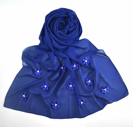 Chiffon Floral Hijab – 70 × 170 cm detail