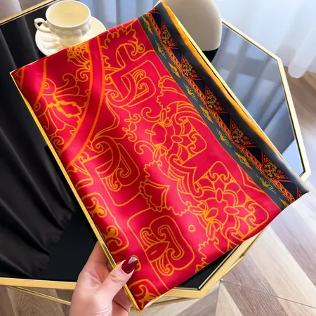 Printed Scarf Shawl – 90 × 180cm detail