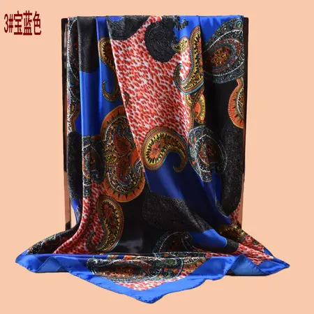 Leopard Print Printed Scarf Shawl – 90 × 90 cm detail