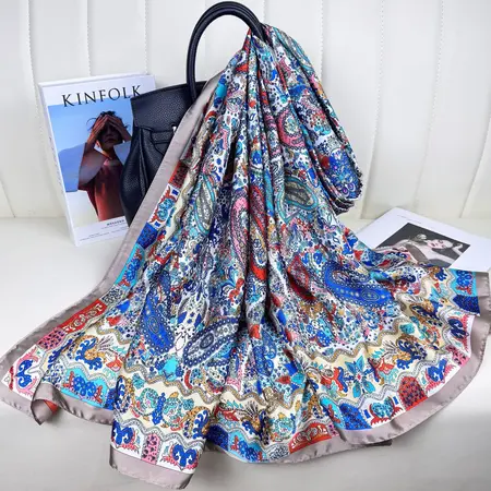 Silk Lightweight Headscarf detail