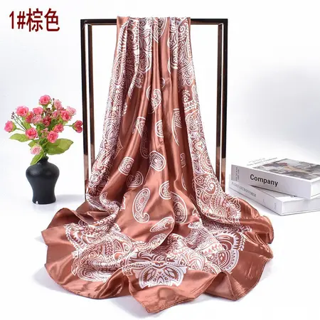 Floral Scarf Shawl – 90 × 90 cm detail