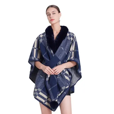 Faux Fur Plaid Knit Poncho – 80 × 180cm detail