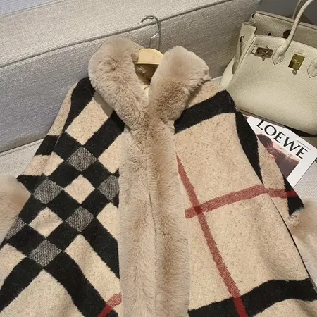Plaid Knit Poncho detail
