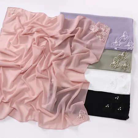 Chiffon Hijab – 90 × 90 cm