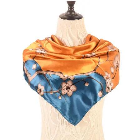 Floral Scarf Shawl – 90 × 90 cm detail