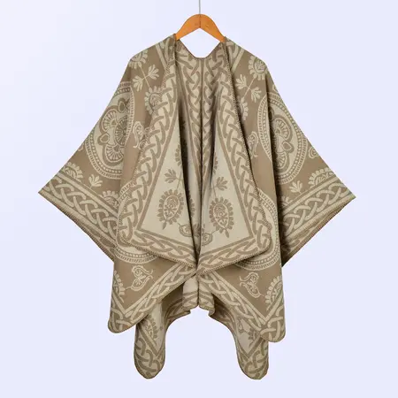 Faux Cashmere Jacquard Poncho – 130 × 150 cm detail