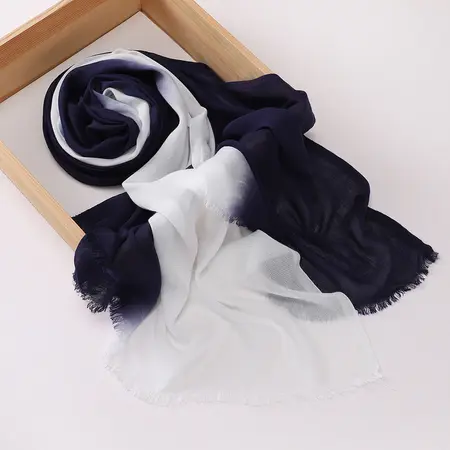 Cotton Hijab – 75 × 180 cm detail