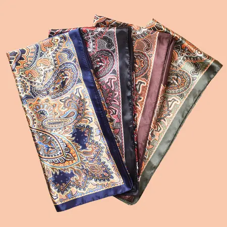 Floral Scarf Shawl – 90 × 90 cm detail