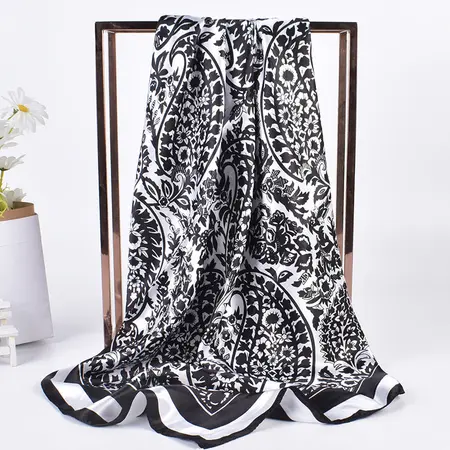 Silk Floral Scarf Shawl – 90 × 90 cm detail