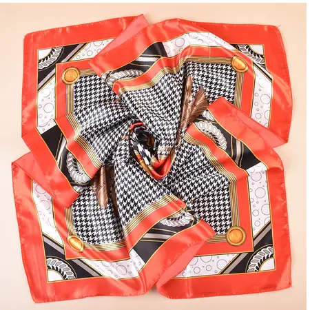 Silk Scarf Shawl – 90 × 90 cm detail