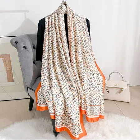 Silk Geometric Scarf Shawl – 90 × 180cm detail