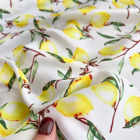 Scarf Shawl – 70 × 70 cm detail