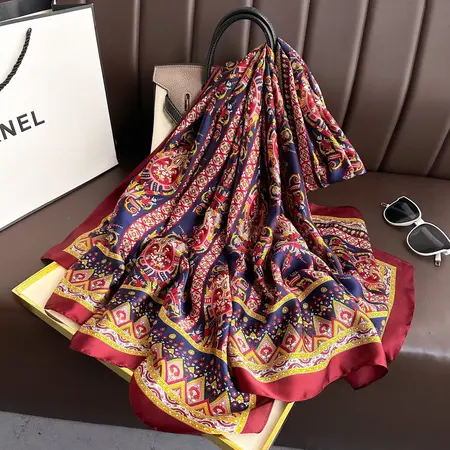 Printed Scarf Shawl – 90 × 180cm detail