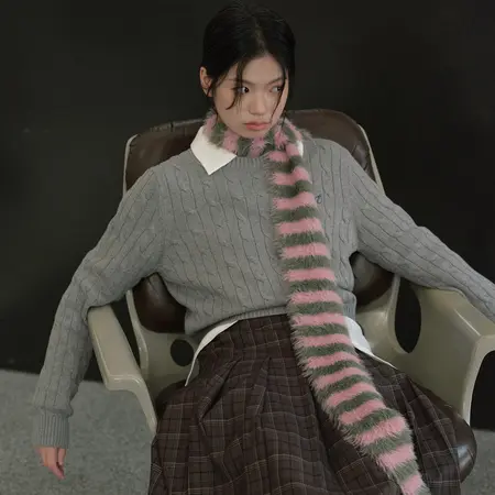 Faux Mink Striped Knit Vintage Scarf Shawl – 200 × 10 cm detail