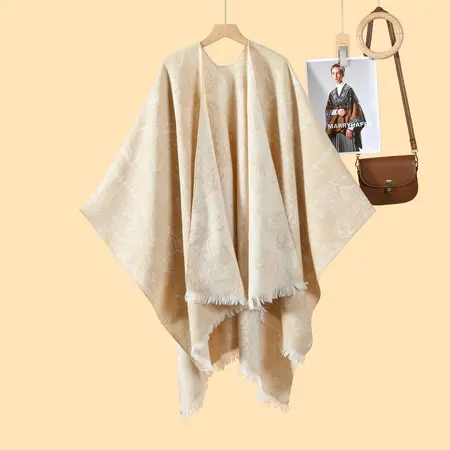 Jacquard Knit Fringed Reversible Poncho – 130 × 150 cm detail