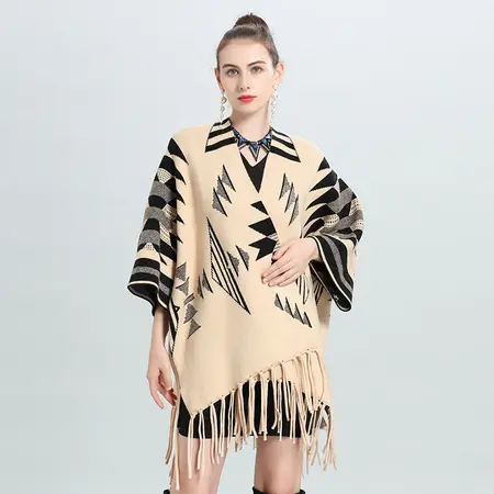 Jacquard Knit Fringed Poncho detail