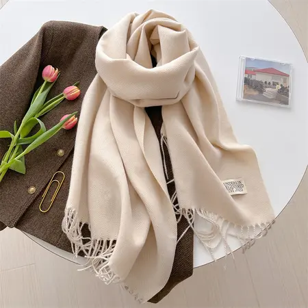 Faux Cashmere Solid Color Reversible Scarf Shawl – 200 × 70 cm detail