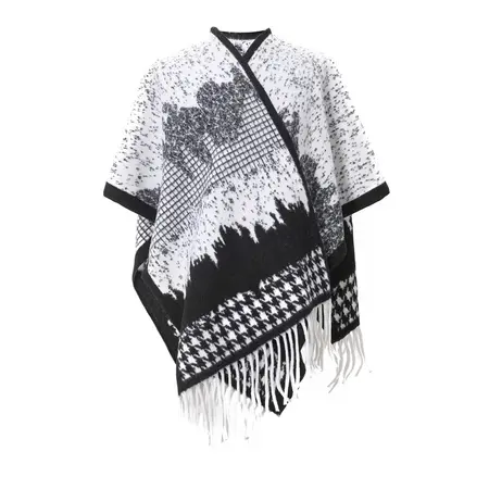 Women's Jacquard Fringed Reversible Scarf Shawl – 150 × 130 cm detail