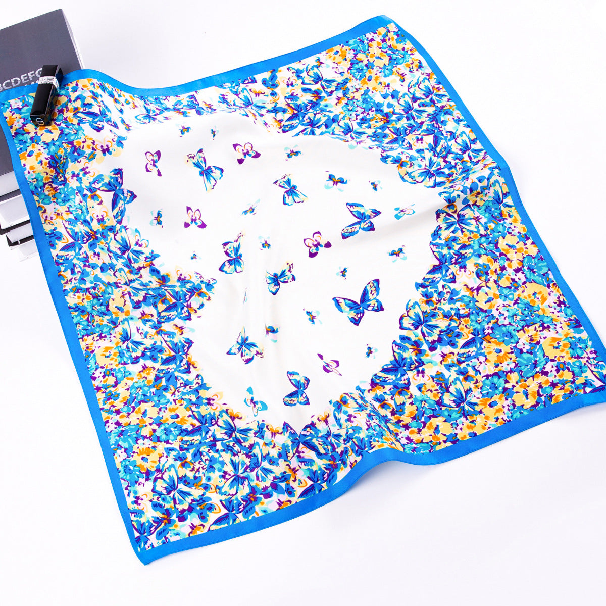 Fashion Pastoral Butterfly Love Flower, Twill Printed Scarf 60cm Small Square Scarf Women's Silk Scarf