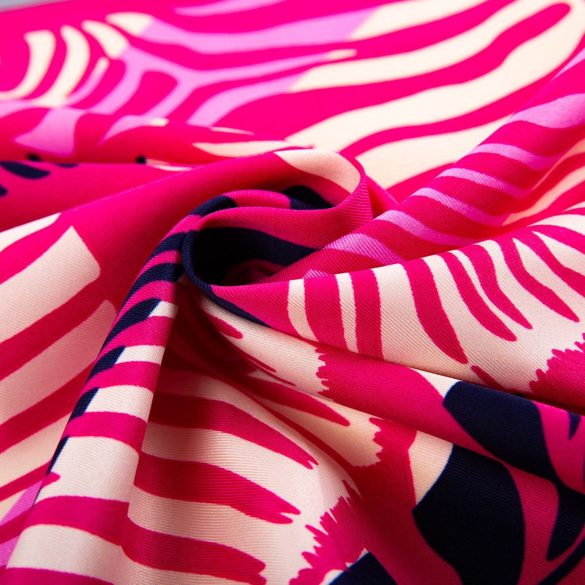 Simple and versatile plant leaves, twill printed scarf 60cm small square scarf, women's silk scarf