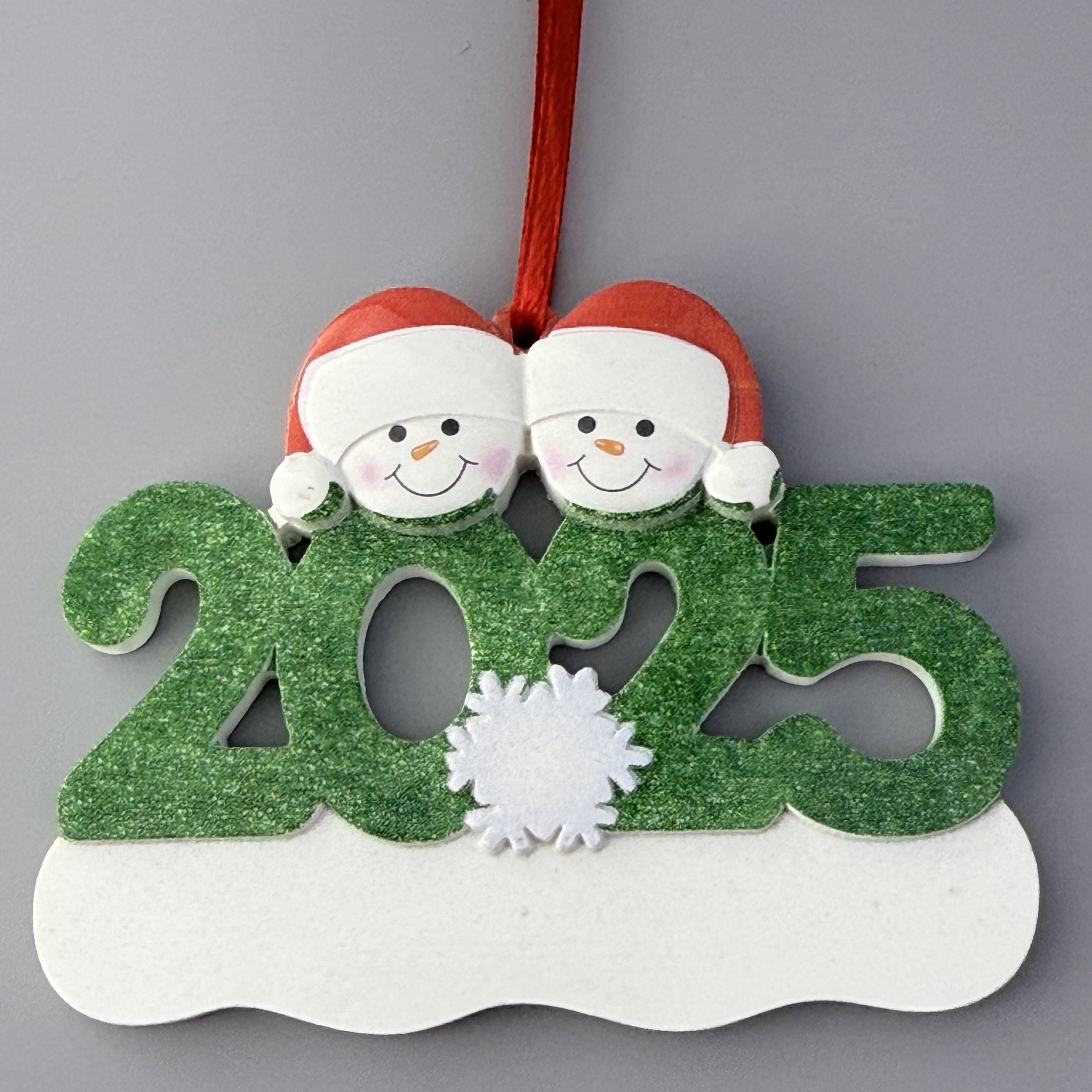 DIY Personalized custom pendant, resin material, family Christmas decoration pendant that can be customi