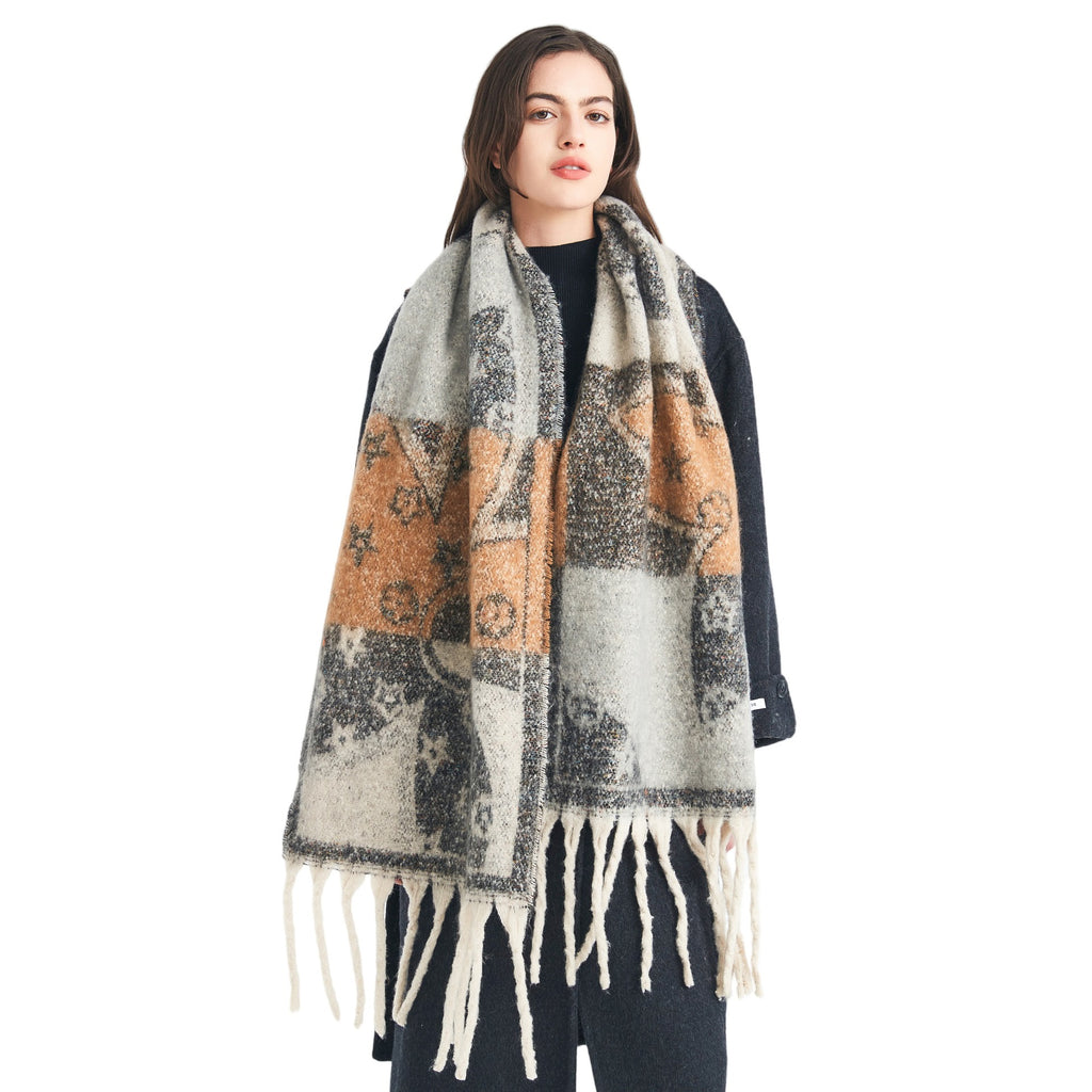 2025 new European and American autumn and winter circle yarn jacquard five-leaf flower fringed scarf