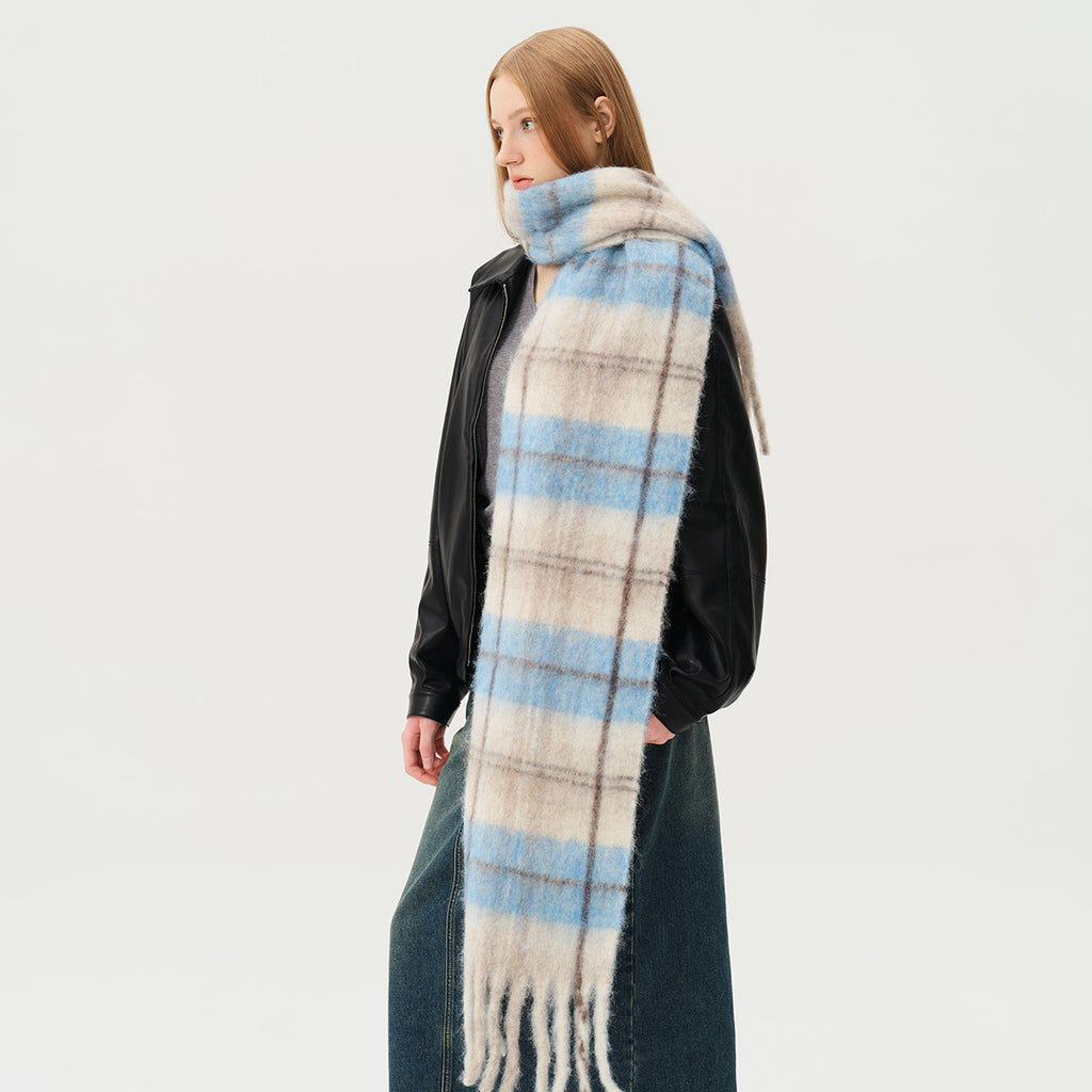 Niche wool blended light beige plaid scarf women's thickened Korean baidai wool scarf ins cross-border