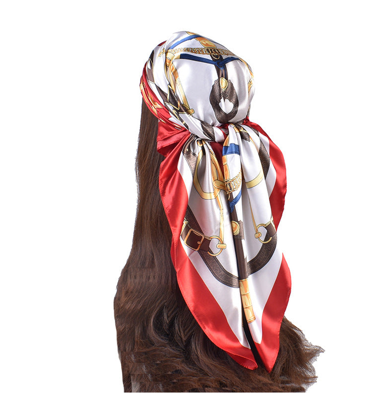 New fashionable ring chain buckle pattern printing high-quality 90 * 90 color square towel