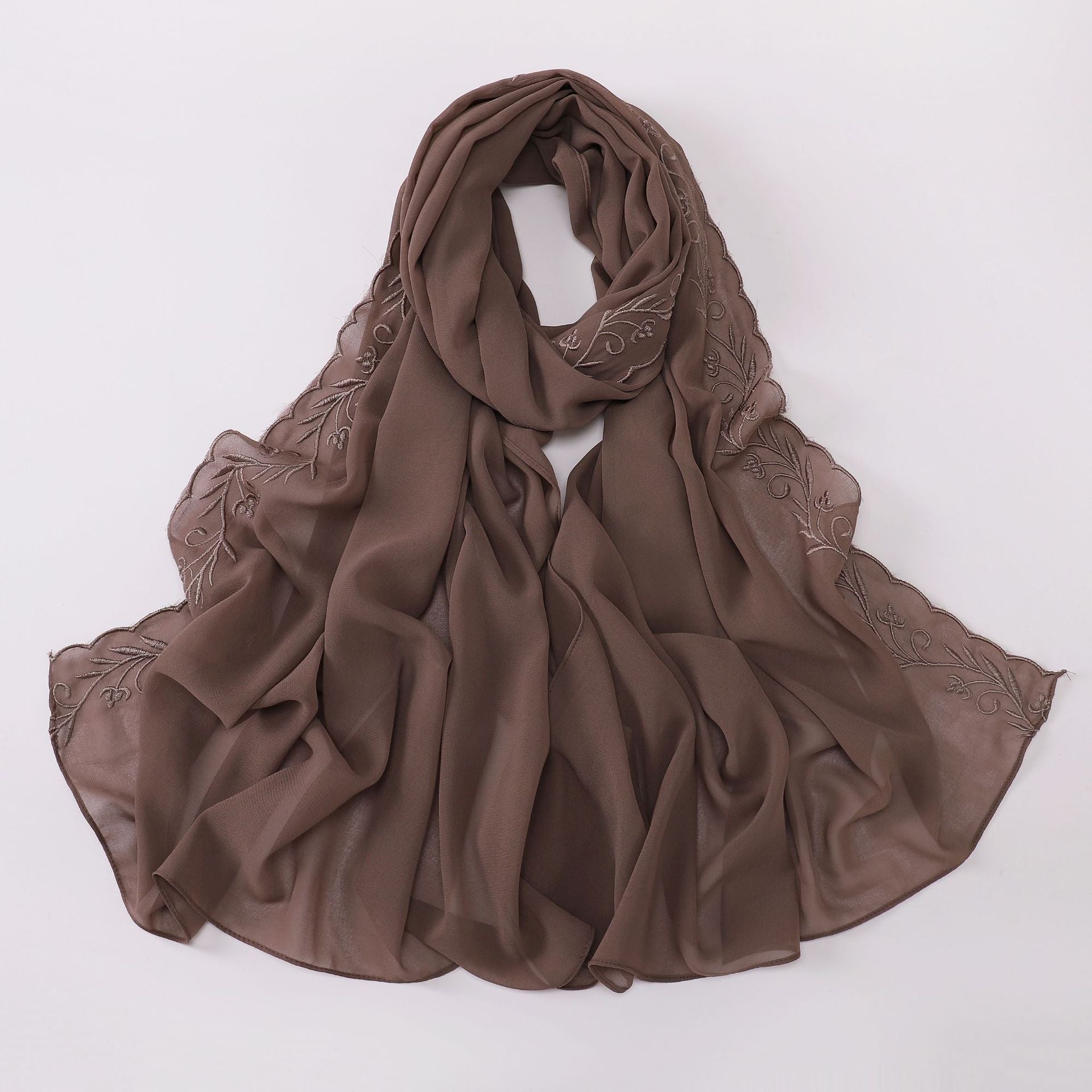 Outside the new pearl chiffon unilateral embroidered long towel Saudi Arabia Dubai Malaysia embroidered headscarf
