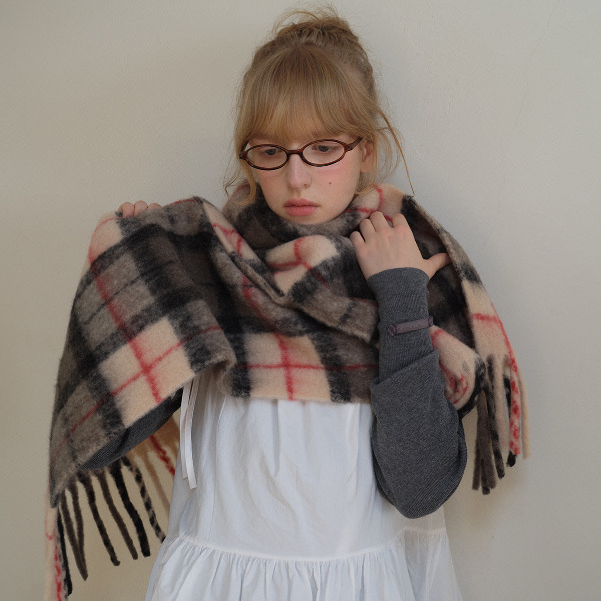 Japanese 20% New Zealand wool blended plaid scarf women's winter increase soft atmosphere shawl scarf