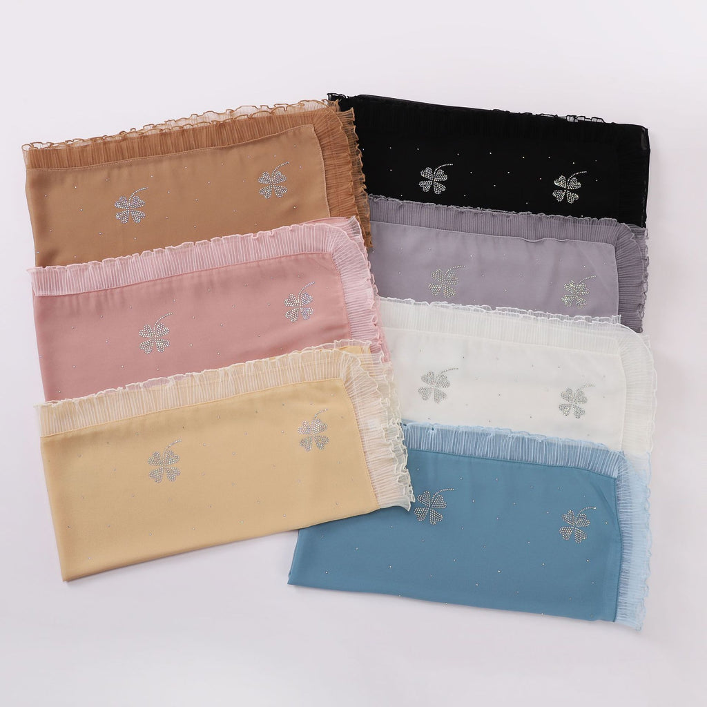 New four-leaf clover hot diamond organ edge pearl chiffon square scarf yarn scarf Middle East and Africa headscarf