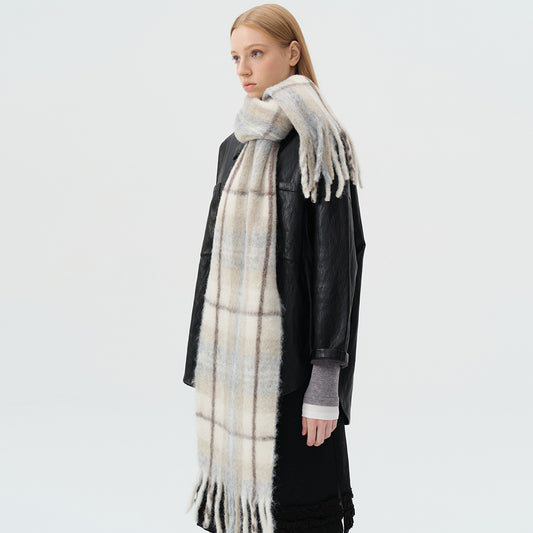 Niche wool blended light beige plaid scarf women's thickened Korean baidai wool scarf ins cross-border