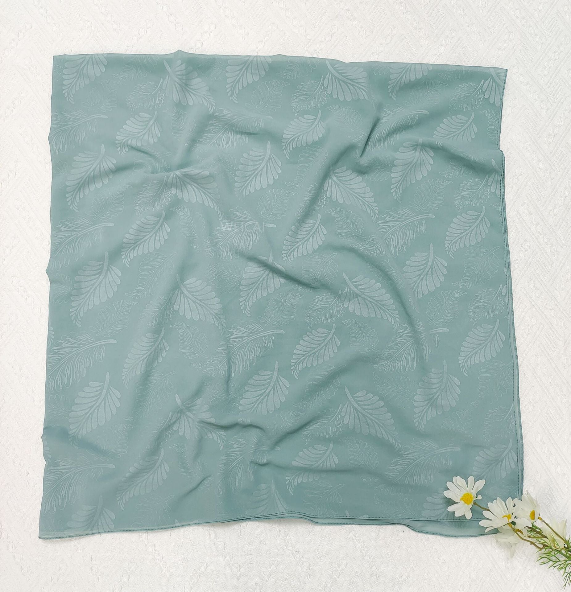 Size Pattern Customized Chiffon Cotton Polyester Long Towel Square Scarf Scarf Leaf Embossing Printing Middle East Headscarf Yarn