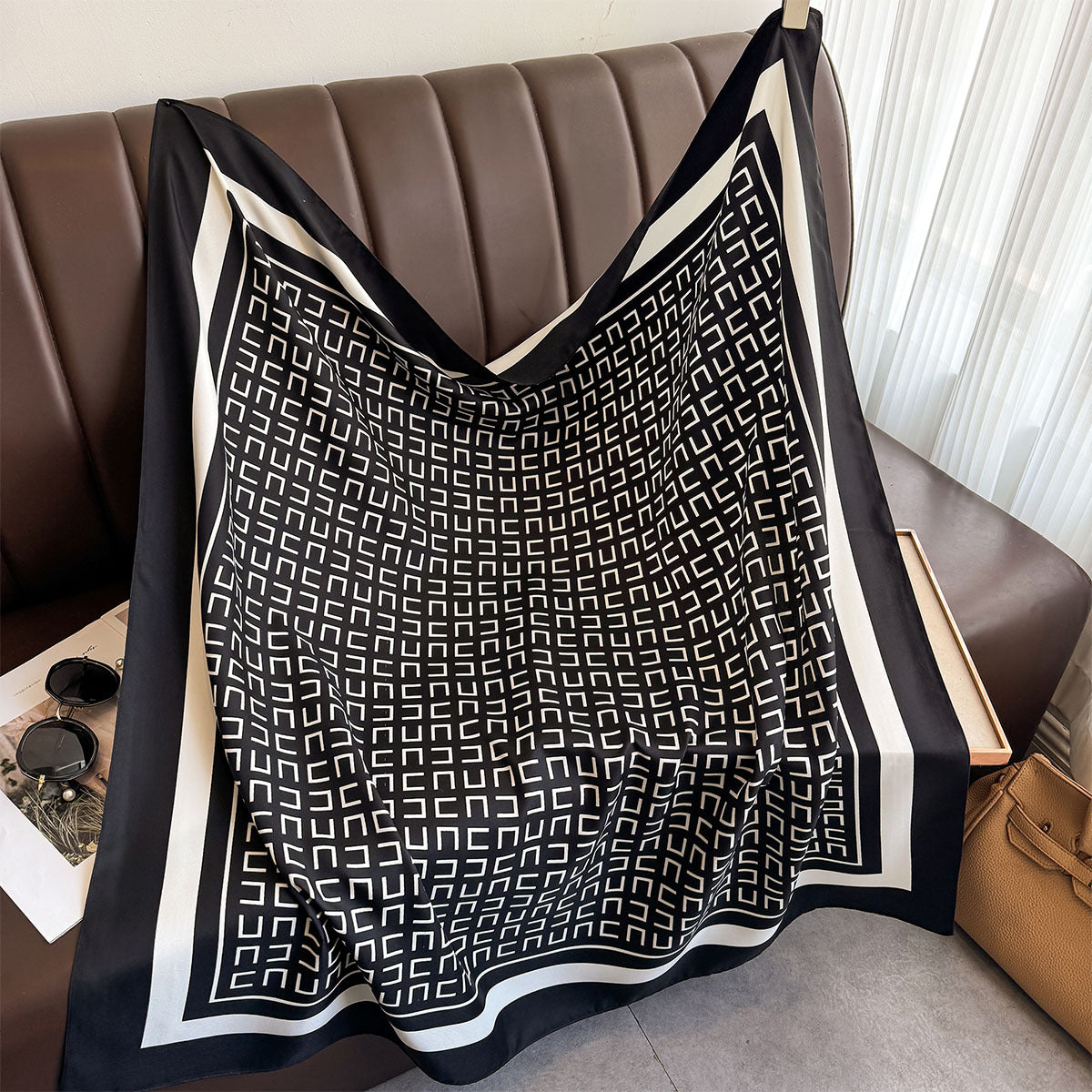 Spring and summer simple twill square scarf temperament commuter scarf decoration fashion shawl neck protection scarf sunshade headscarf women