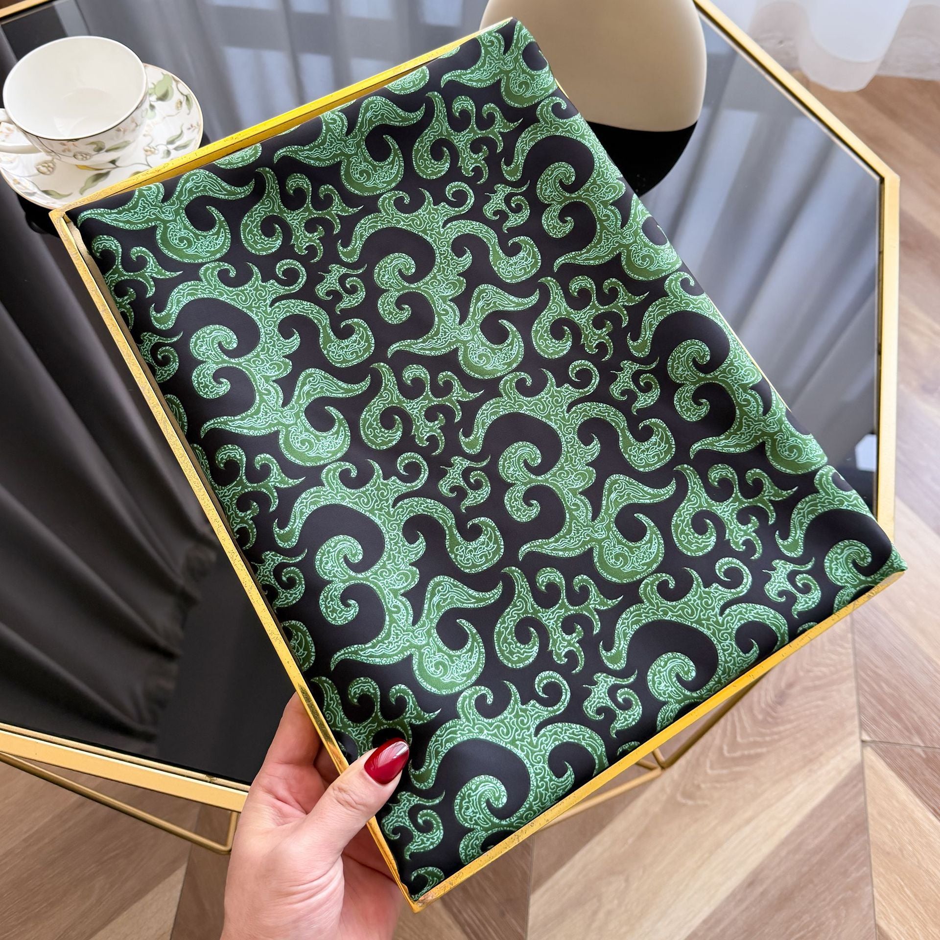 Fashion versatile literary retro auspicious cloud cashew pattern long silk scarf, simple and elegant temperament with shawl