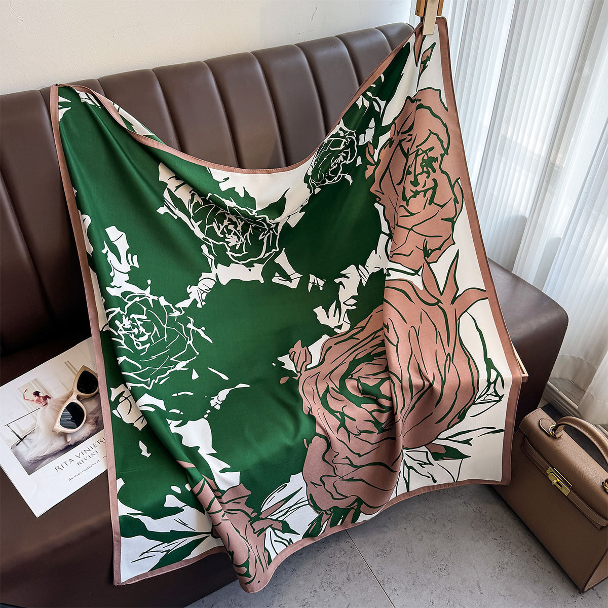 Retro printed 90 square scarves, spring and summer fashion versatile temperament scarf, outer shawl neck protector, collar tide