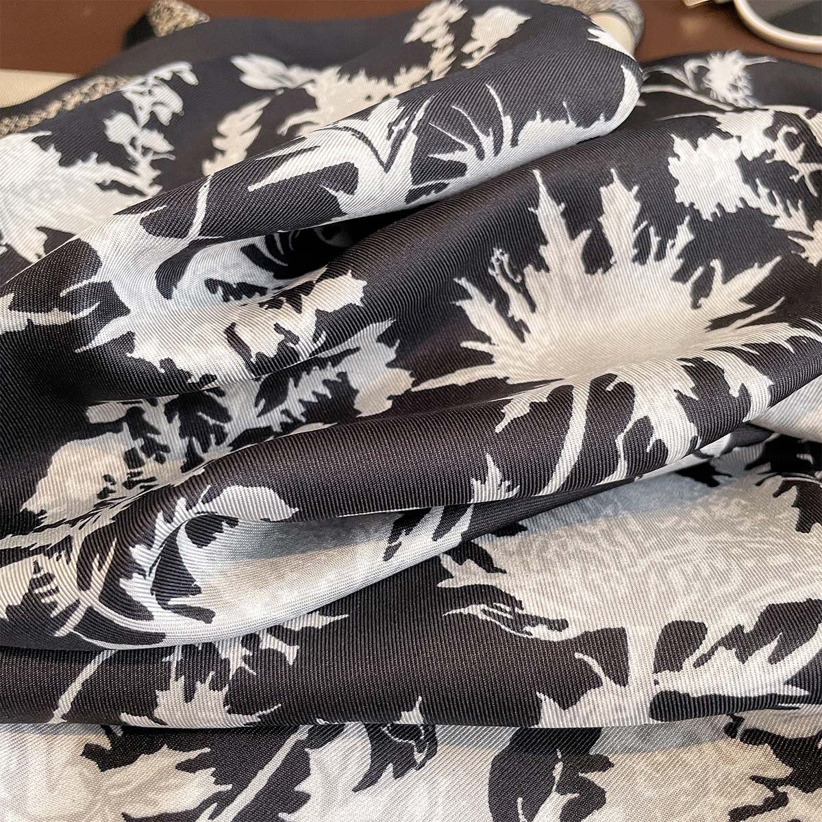 New retro fashion printed 90 square scarves women's spring and autumn thin versatile scarf multi-functional windproof shawl