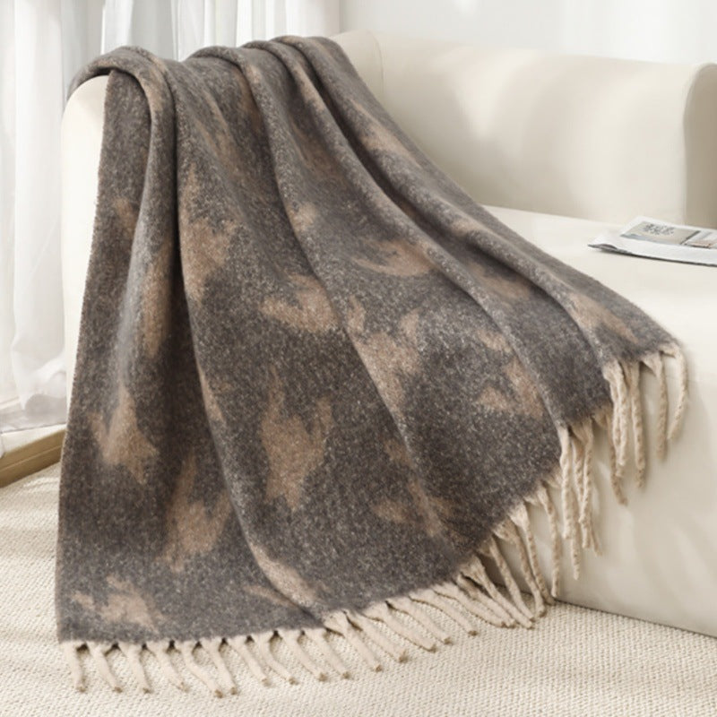 Blanket new European, American autumn and winter imitation mohair thickened thousand bird grid large shawl jacquard blanket