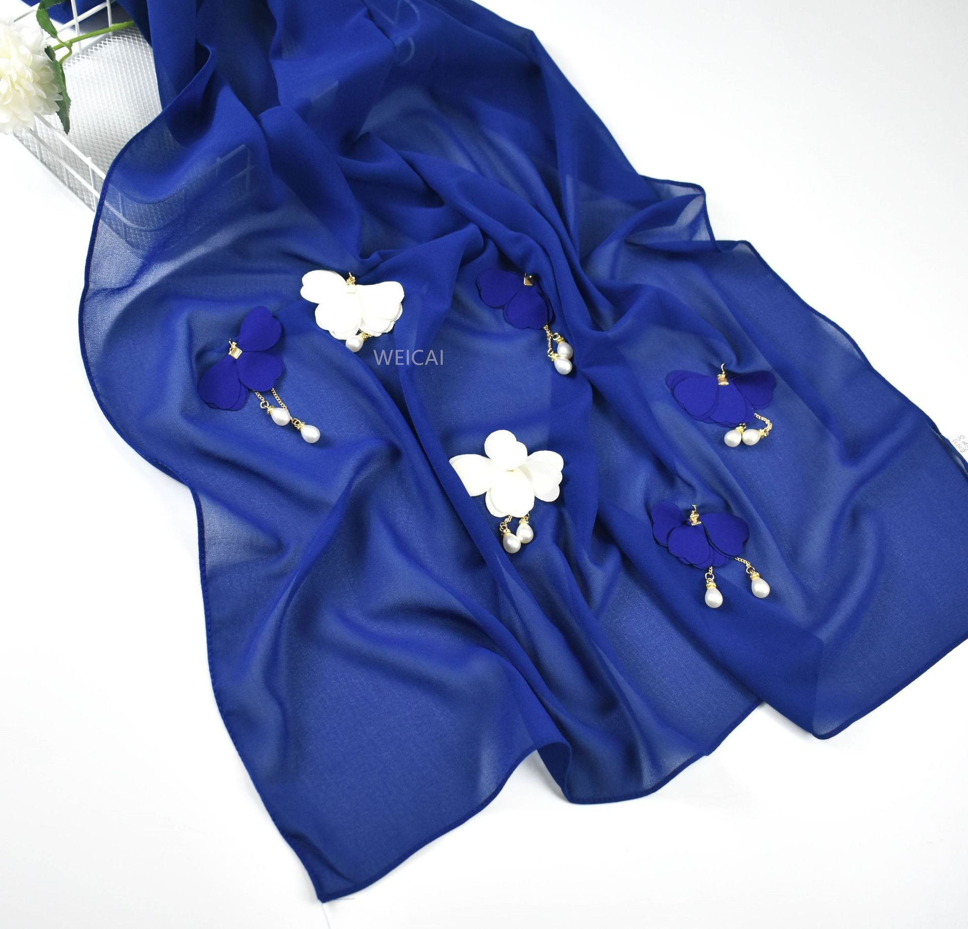 Spring and summer new pearl chiffon scarf women's hijab flower pearl yarn Middle East Malay headscarf