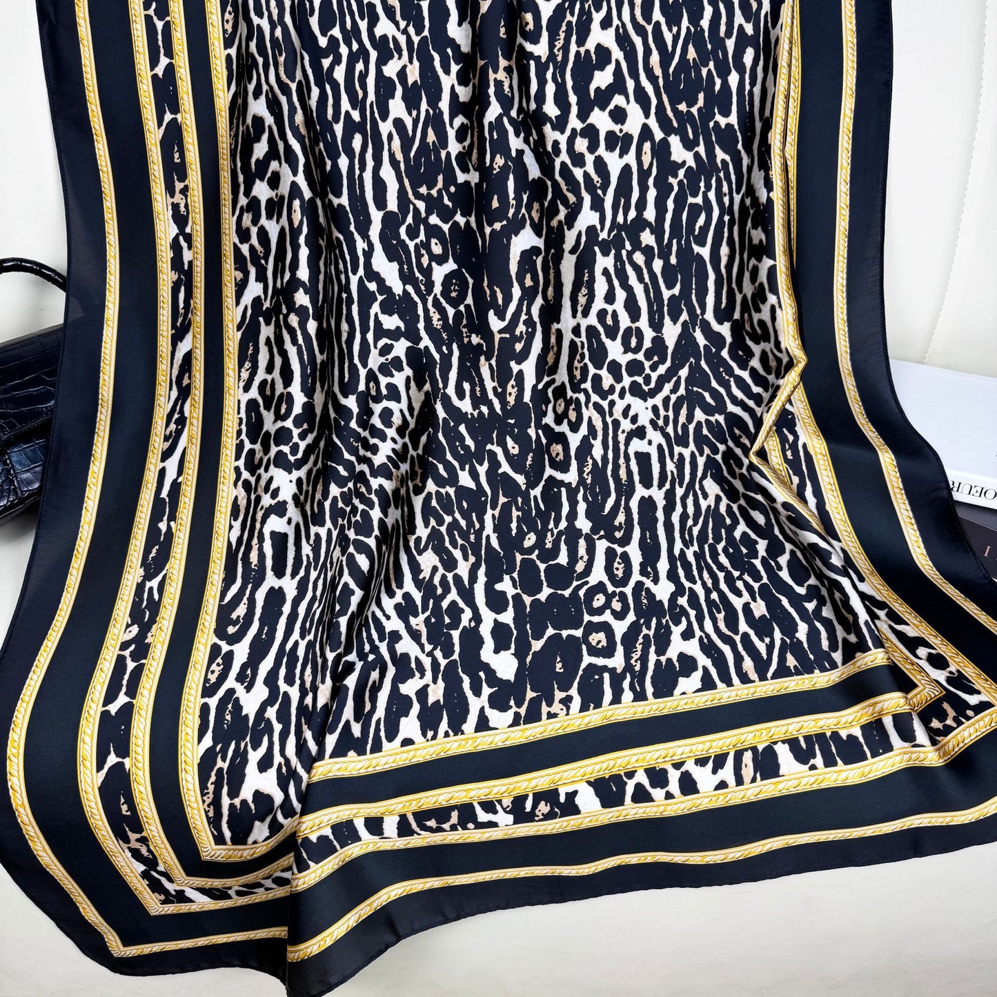 European and American fashion leopard print long silk scarf, spring, summer and autumn travel vacation sunscreen shawl beach towel headscarf