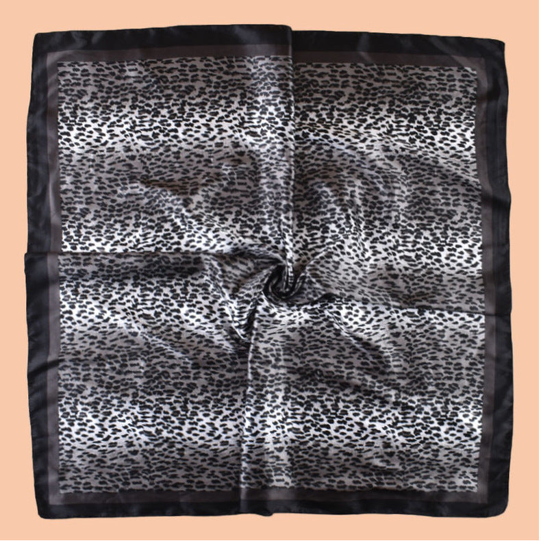 New 90 satin classic gradual change color leopard print printed square scarf with sunscreen bag head silk scarf decorative scarf