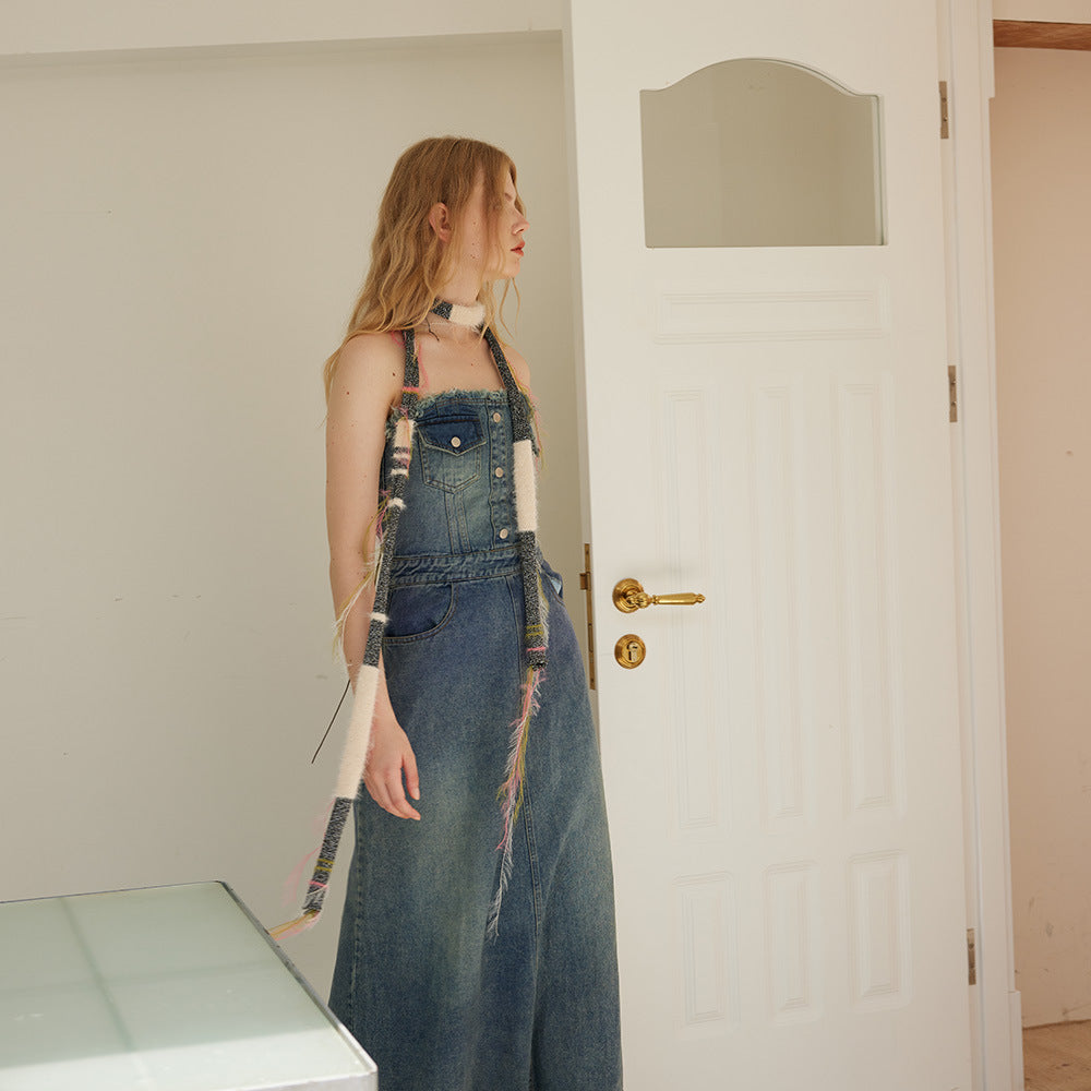 Niche broken retro mixed color hanging beard bright silk scarf scarf female slender shape dark wind JK fringed scarf