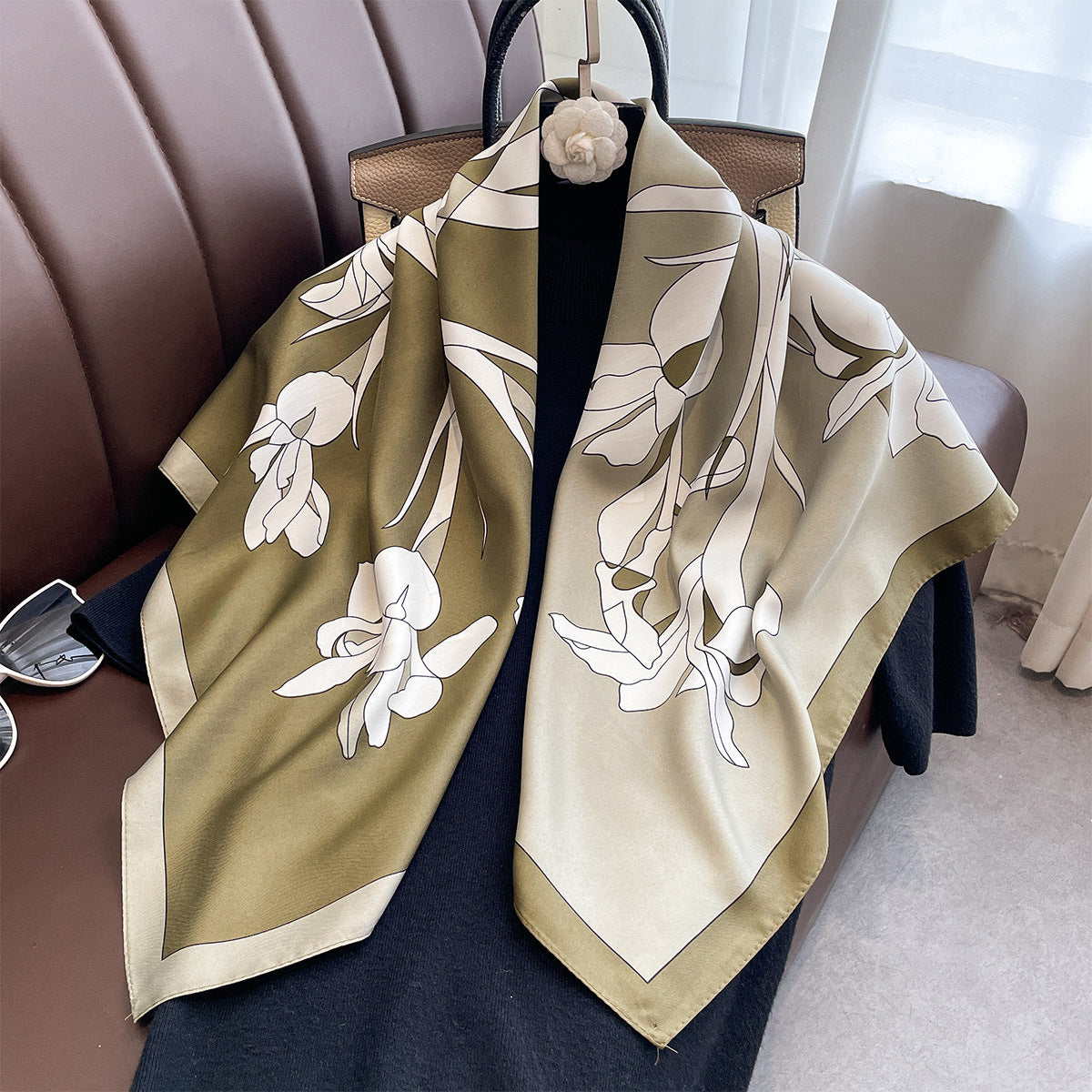 Spring and Autumn new square scarf 90cm large square scarf simulation silk feel scarf women's light luxury high-end retro versatile shawl