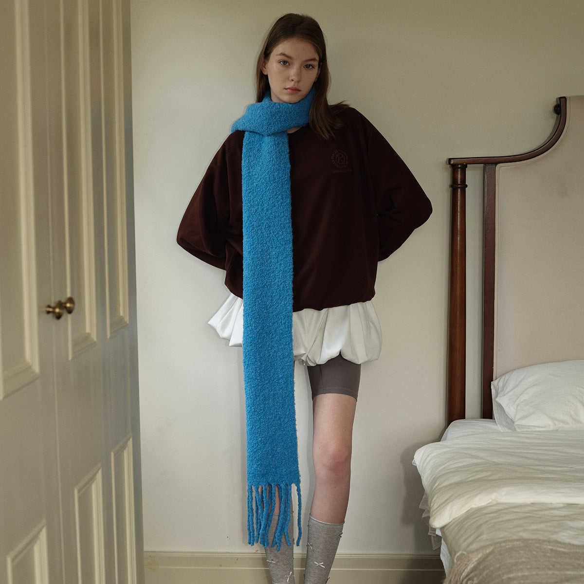 Korean designer 50% selection wool circle solid color fringed scarf women's winter atmosphere soft scarf