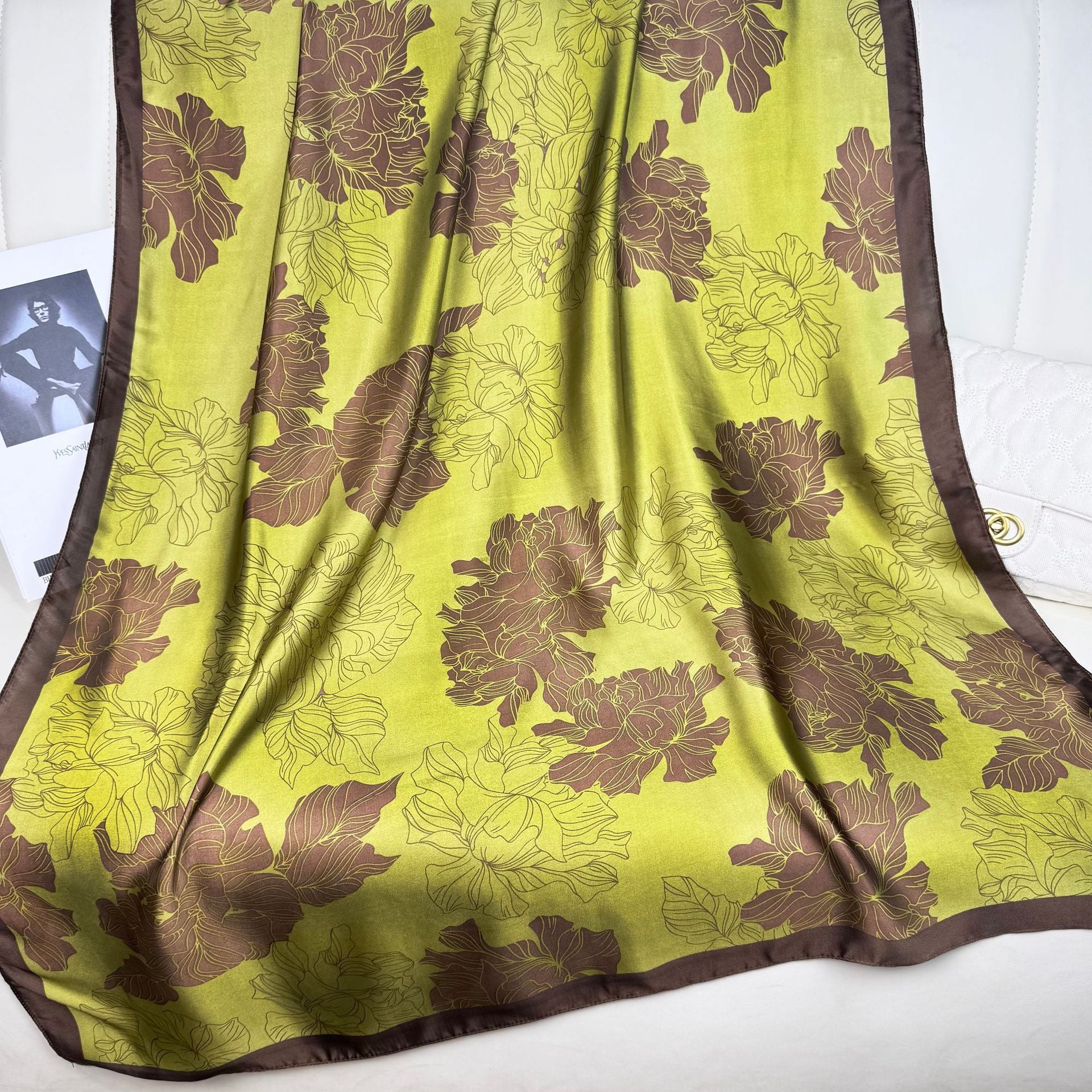 Literary retro flower beautiful brocade long silk scarf, elegant temperament mother lady decorative shawl scarf