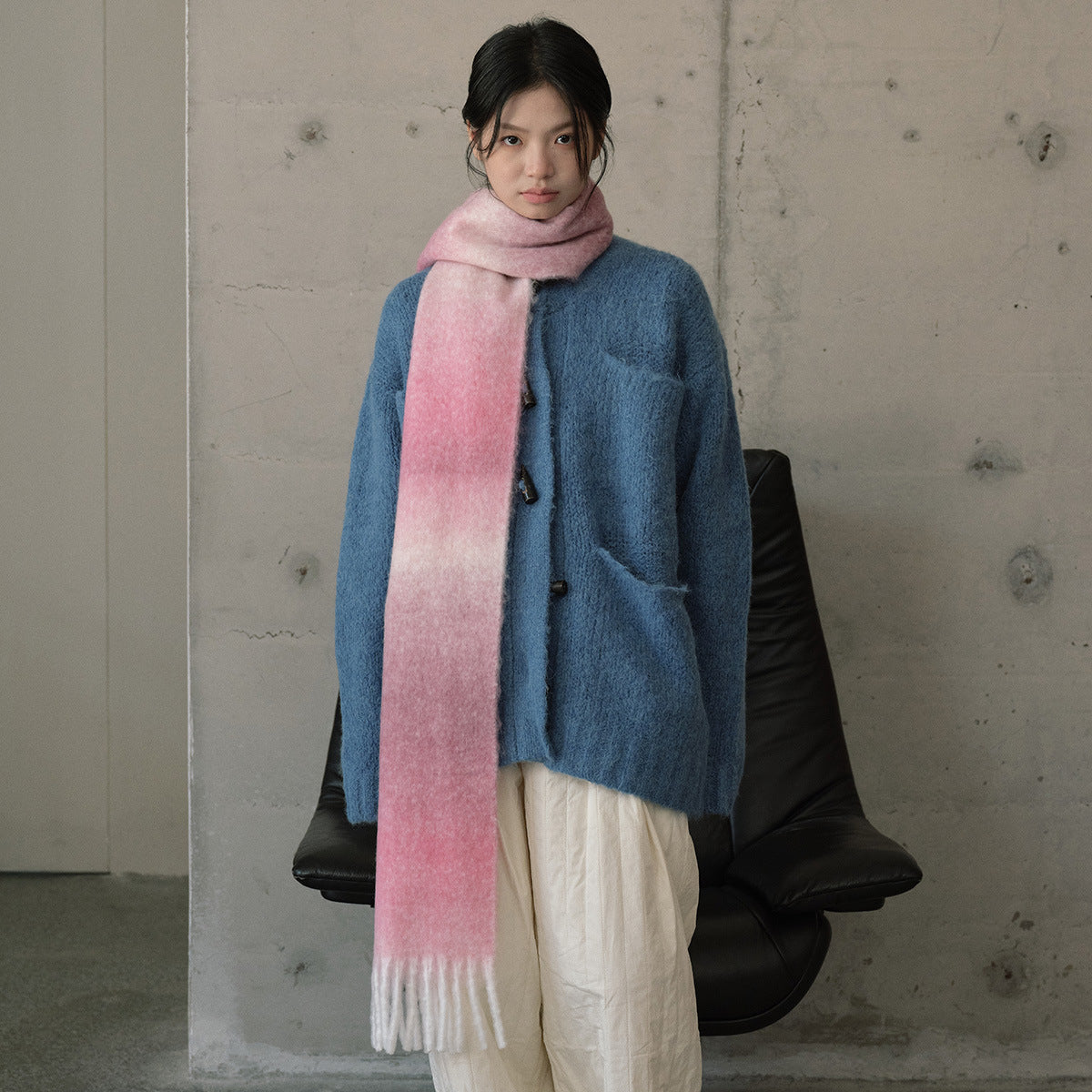 Wool blend gradual change marshmallow fringed scarf women's autumn and winter atmosphere with soft wool scarf