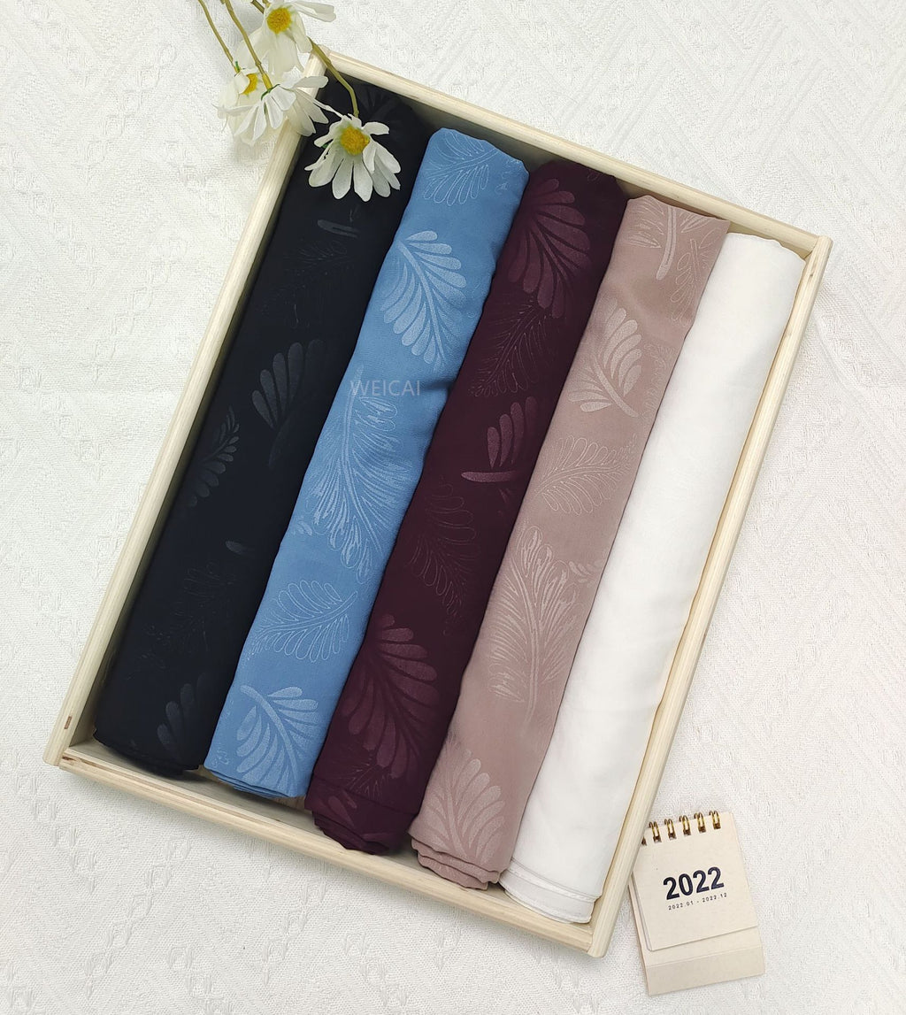 Size Pattern Customized Chiffon Cotton Polyester Long Towel Square Scarf Scarf Leaf Embossing Printing Middle East Headscarf Yarn