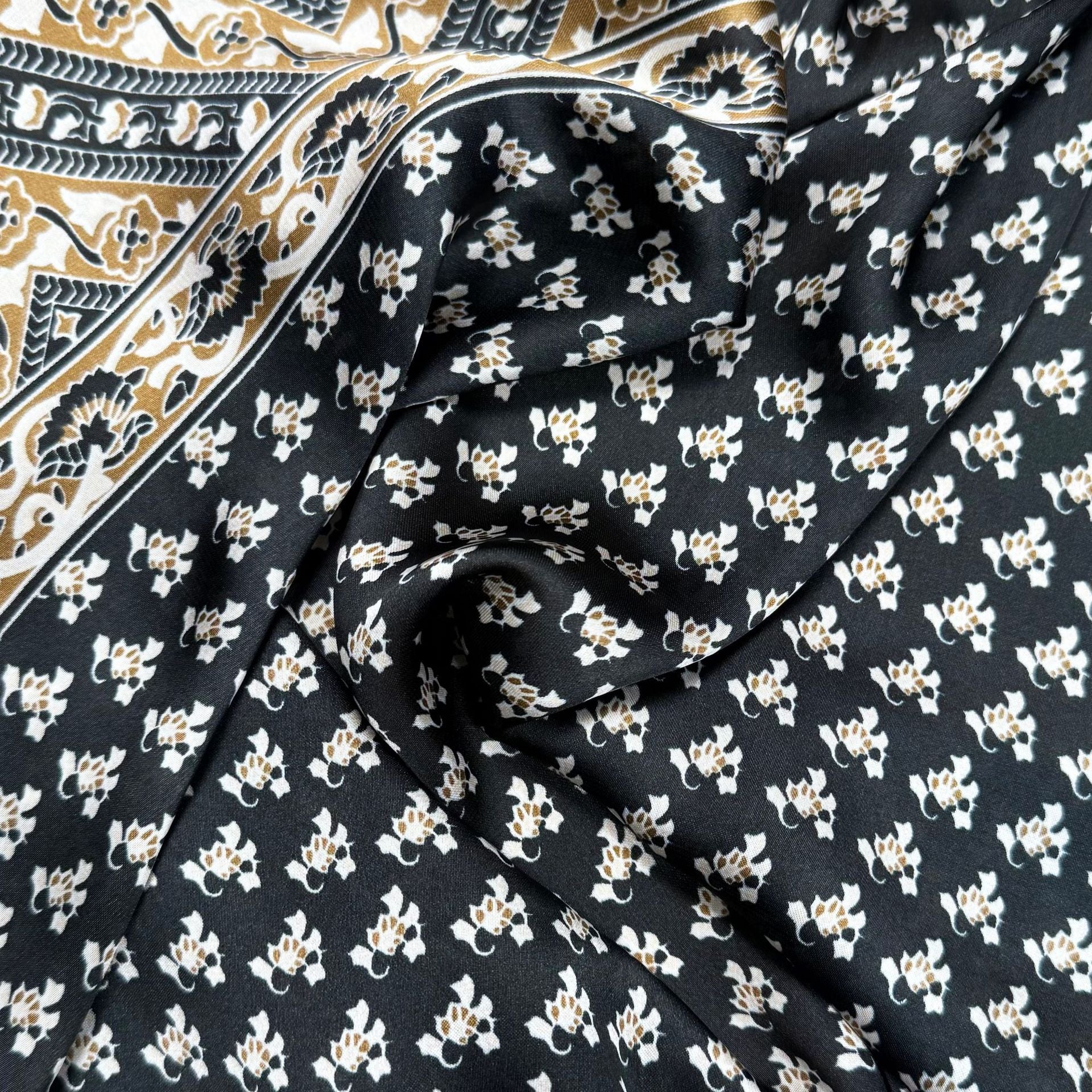 Spring Korean version of ethnic women's head silk scarf, simple and elegant versatile travel and vacation sunscreen shawl scarf