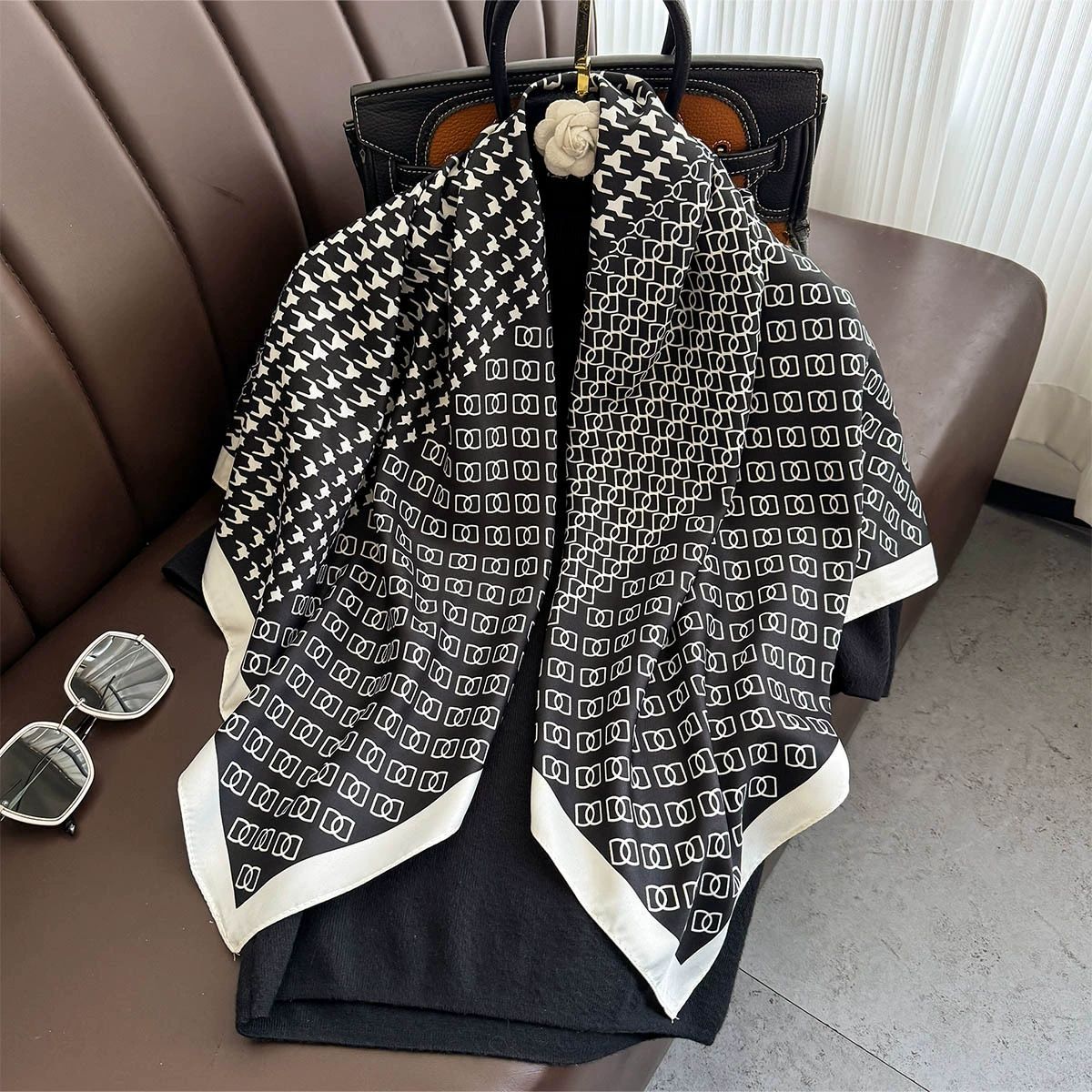 Summer Korean version of simple striped scarf twill square scarf 90cm fashionable versatile sunscreen shawl headscarf women